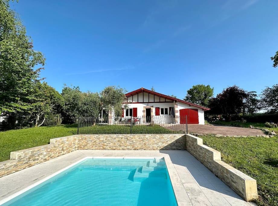 Maison Avec Piscine Caro  Экстерьер фото